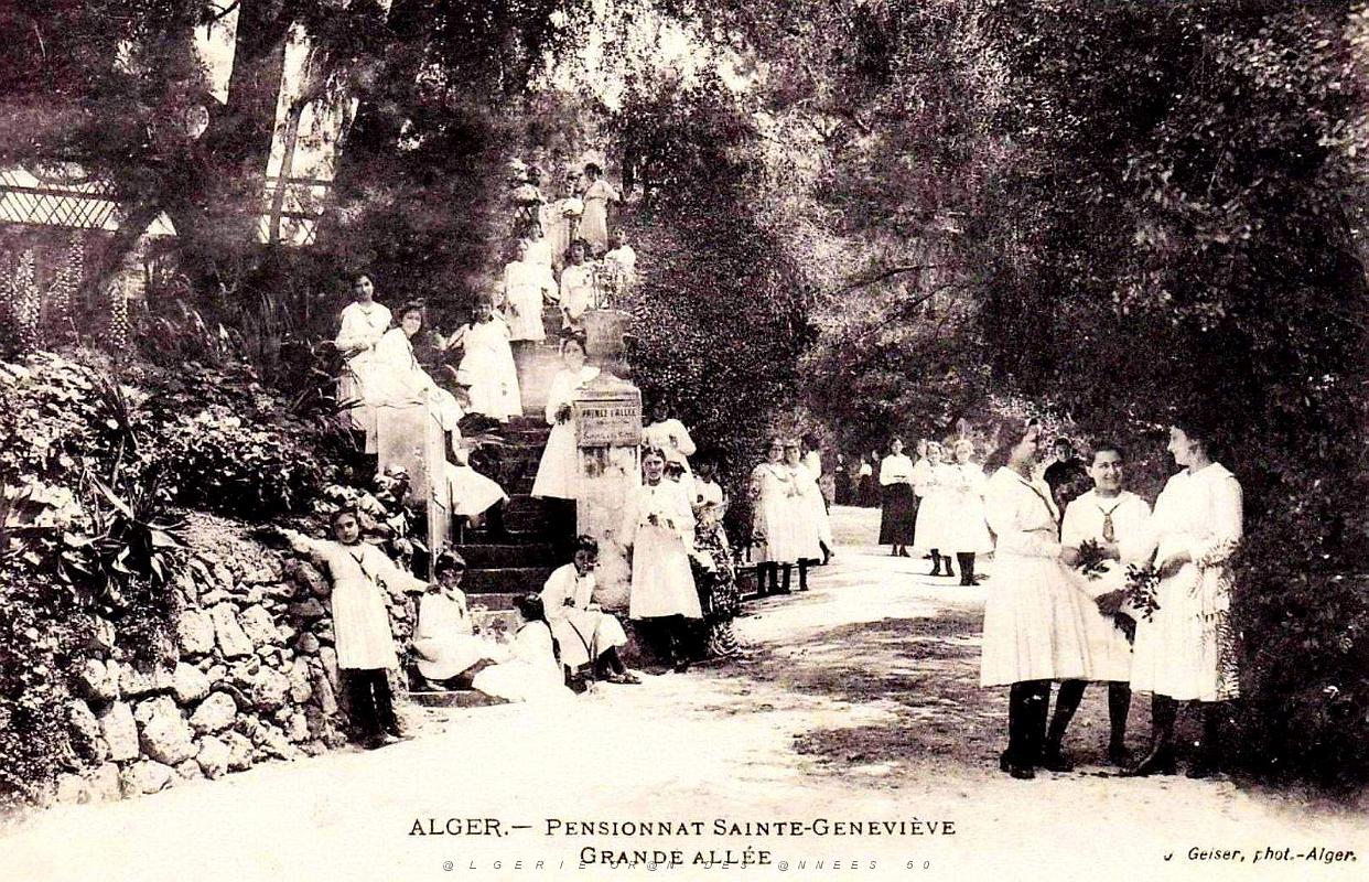 1428- Alger - Pensionnat Sainte-Genevieve.jpg